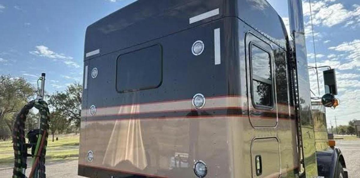 Used 2025 Kenworth W900L