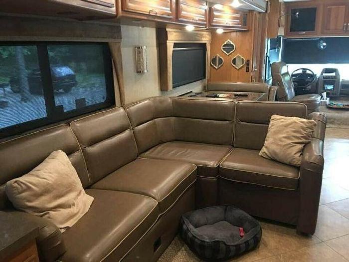 Used 2015 Fleetwood Bounder 35K