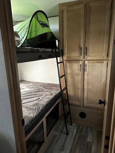 Used 2023 Forest River Cherokee Artic Wolf