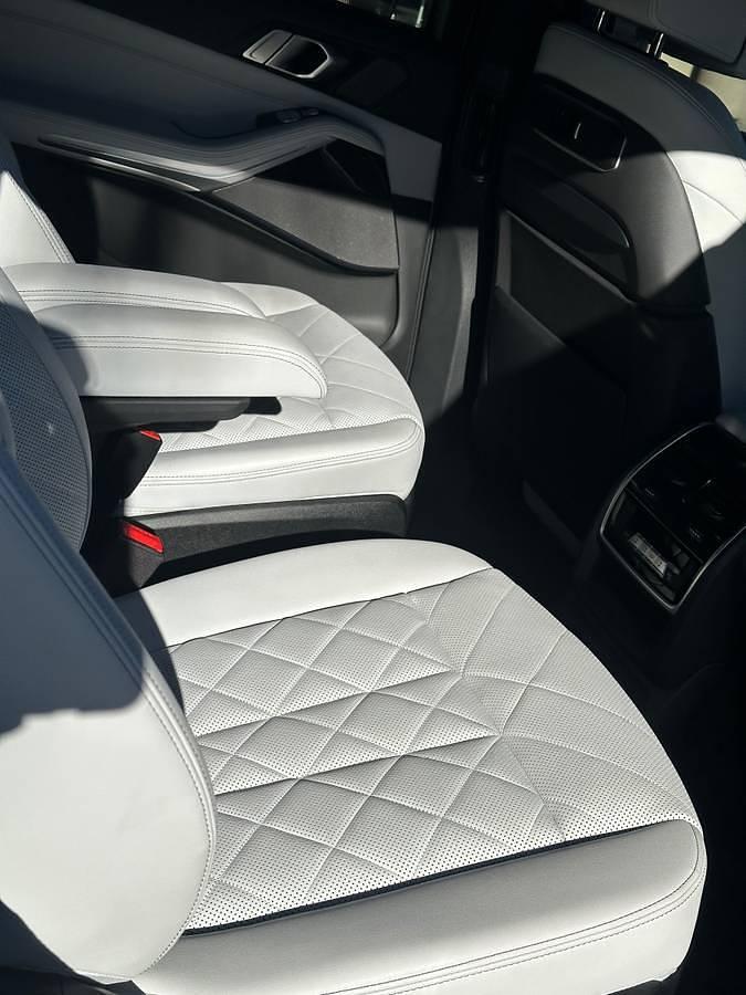 Used 2023 BMW X7 Xdrive40i AWD