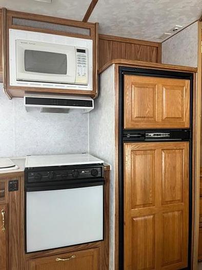 Used 2000 Komfort M-25TS Travel Trailer