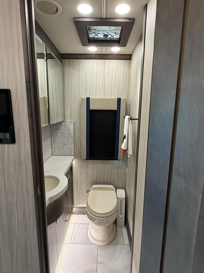 Used 2024 Tiffin Zephyr 45FZ