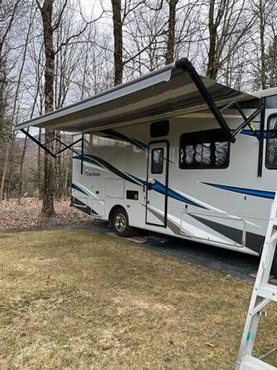 Used 2021 Coachmen Pursuit 27DS