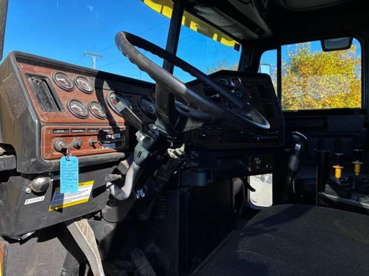 Used 2007 Freightliner FLD120SD Tri-Axle Dump Truck
