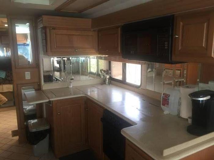 Used 2001 Alpine Coach