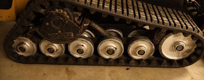 Used 2005 CATERPILLAR 247B