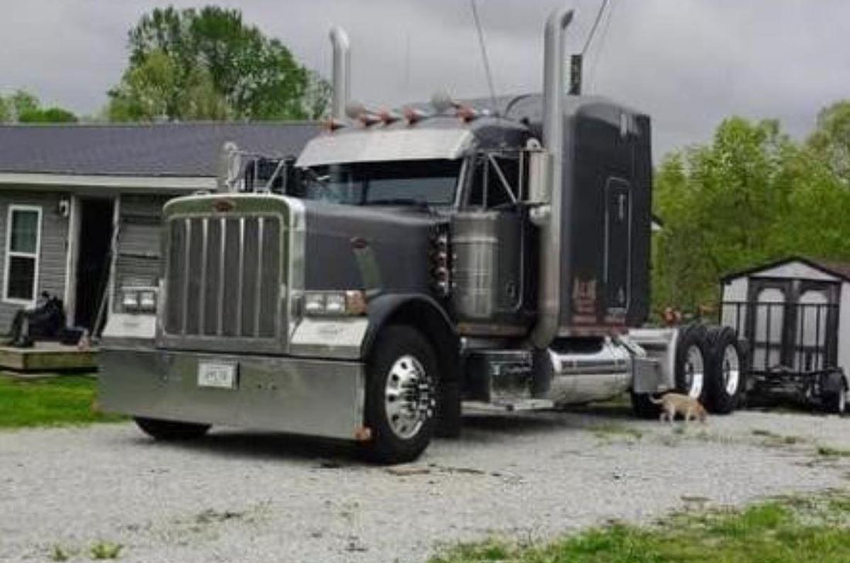 Used 2000 Peterbilt 379