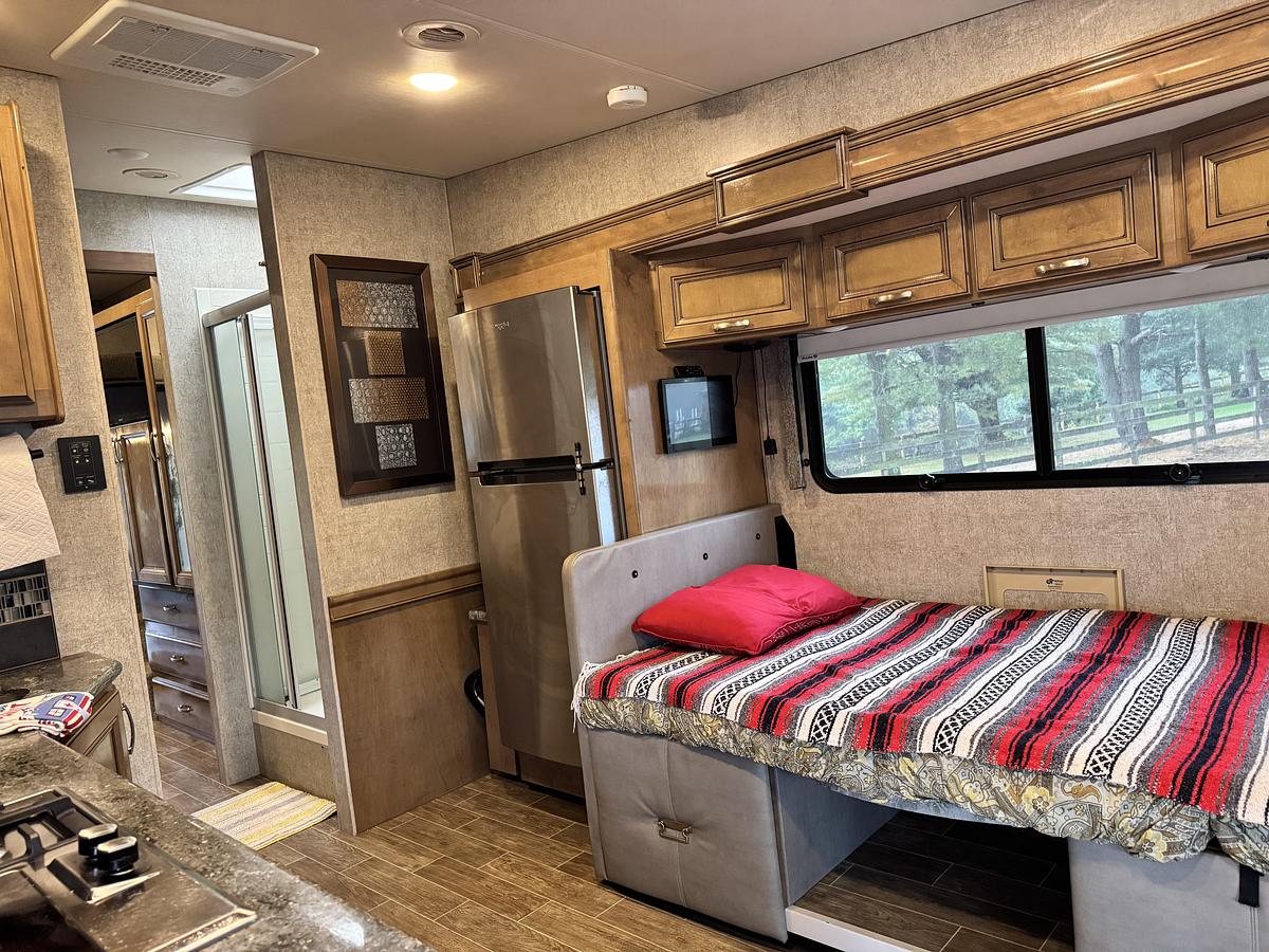 Used 2020 Thor Motor Coach Outlaw 37RB