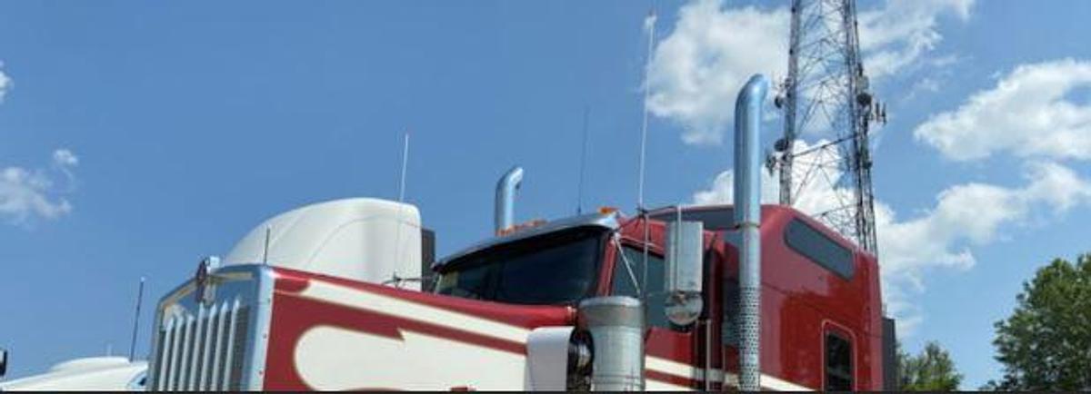 Used 2022 Kenworth W900 Conventional Sleeper Semi