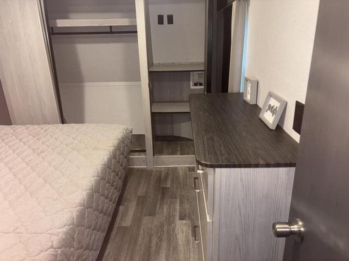 Used 2021 Keystone Montana High Country 5th Wheel