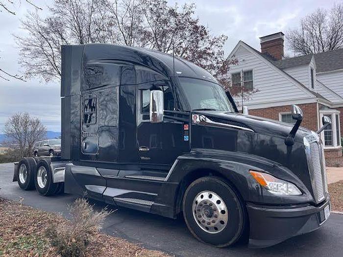 Used 2022 KENWORTH T680