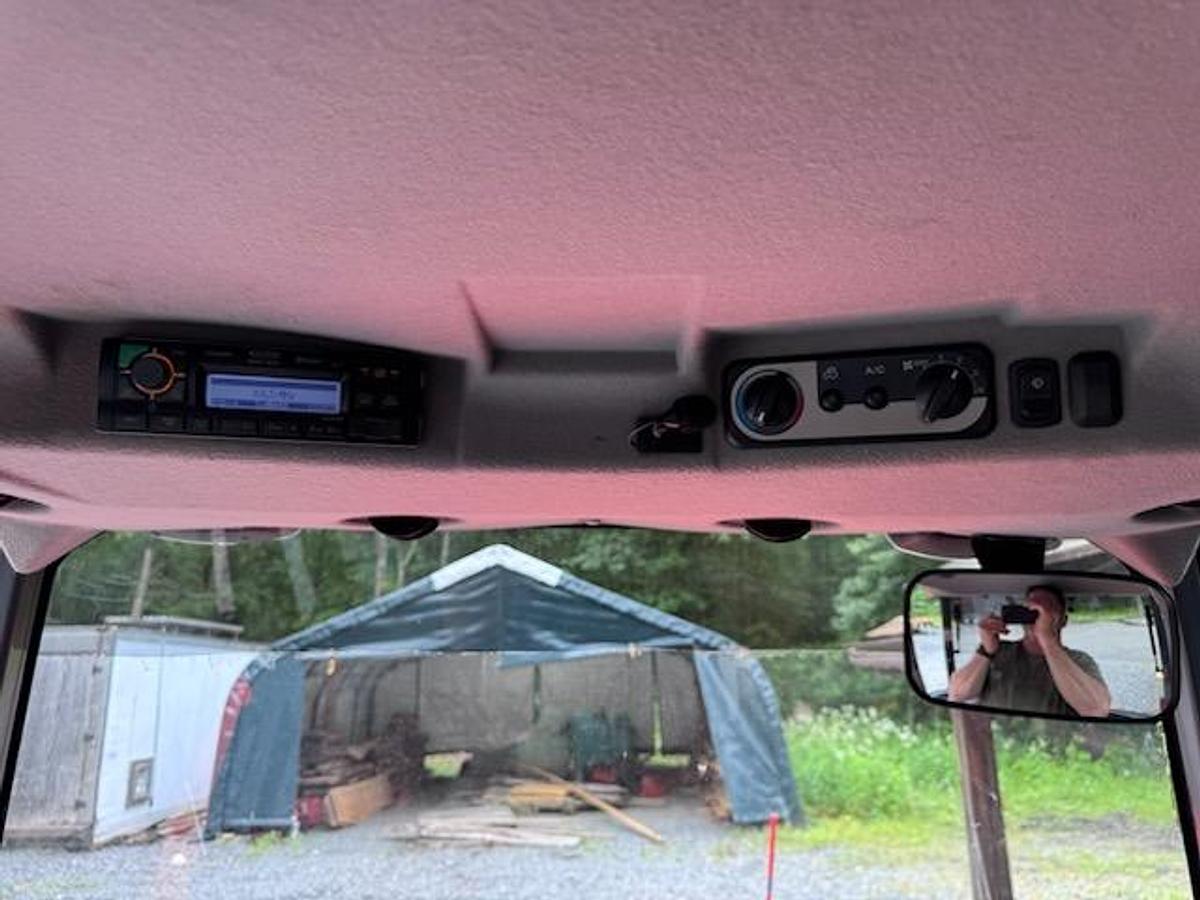 Used 2021 Kubota MX5400HSTC Tractor