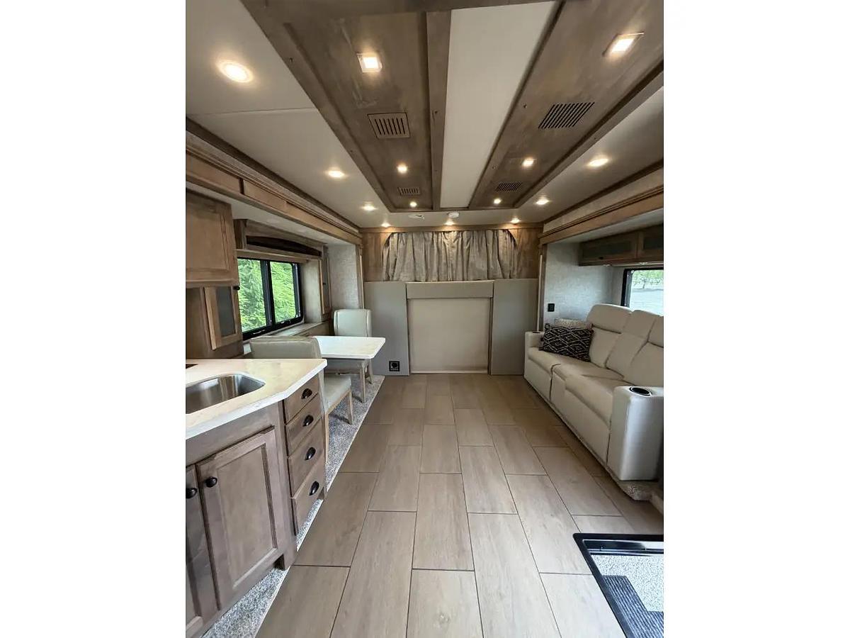 Used 2023 Tiffin Motorhomes Allegro Bay 38CB