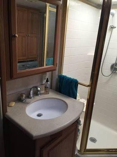 Used 2001 Alpine Coach