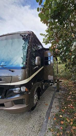 Used 2018 Newmar Bay Star 3414