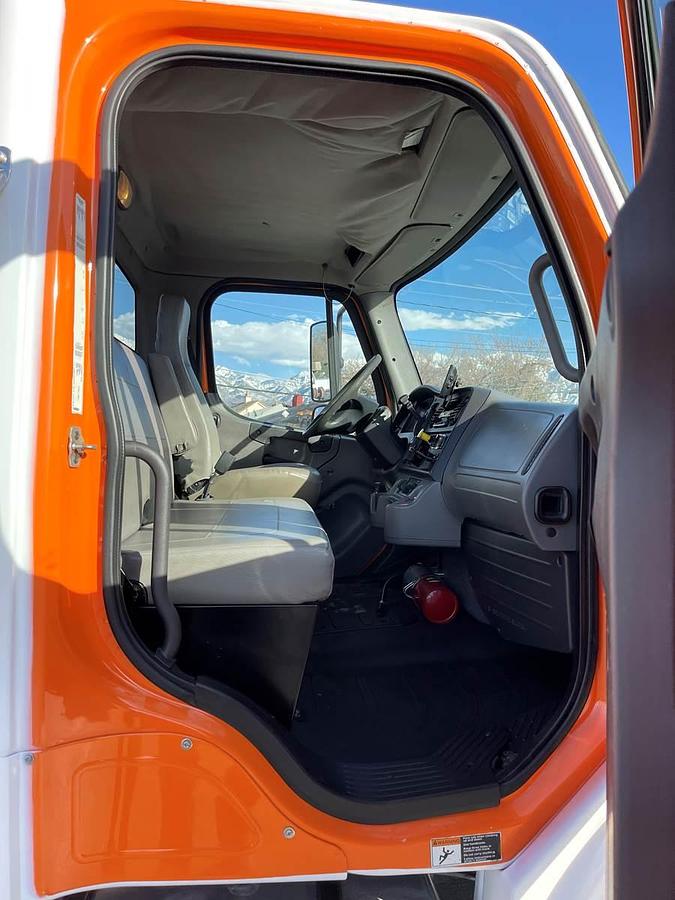 Used 2015 Freightliner M2
