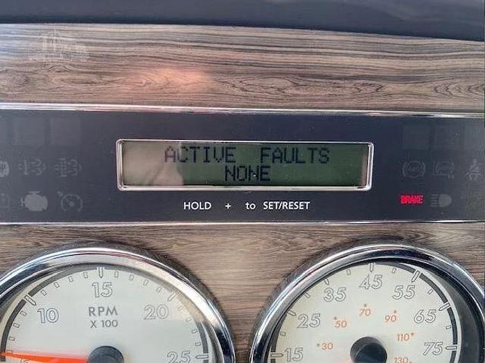 Used 2013 Freightliner Coronado 122 SD