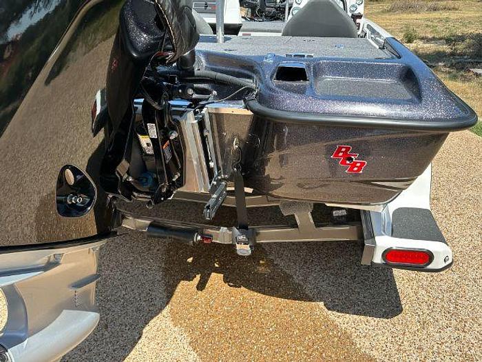 Used 2022 Basscat Pantera