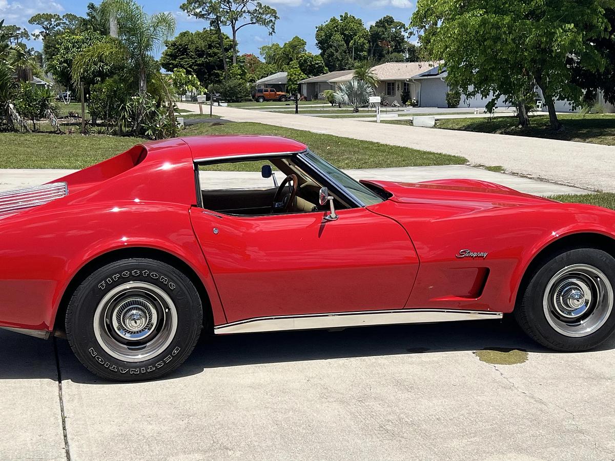 Used 1976 Chevrolet Corvette Coupe Classic Sports Car V8