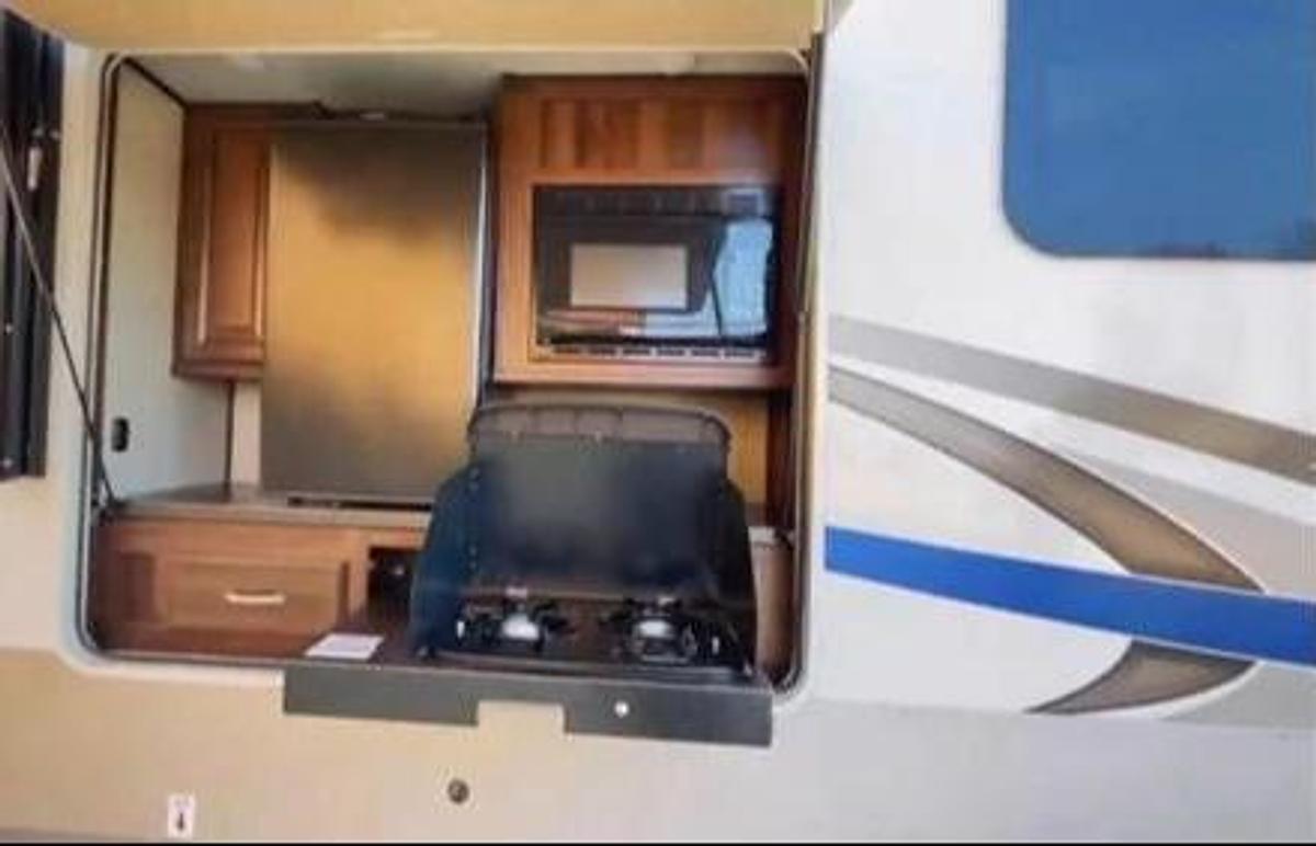 Used 2020 Forest River Columbus 366RL