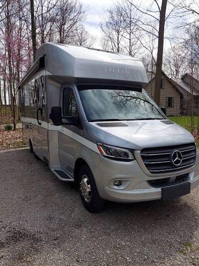 Used 2021 Tiffin Wayfarer RW