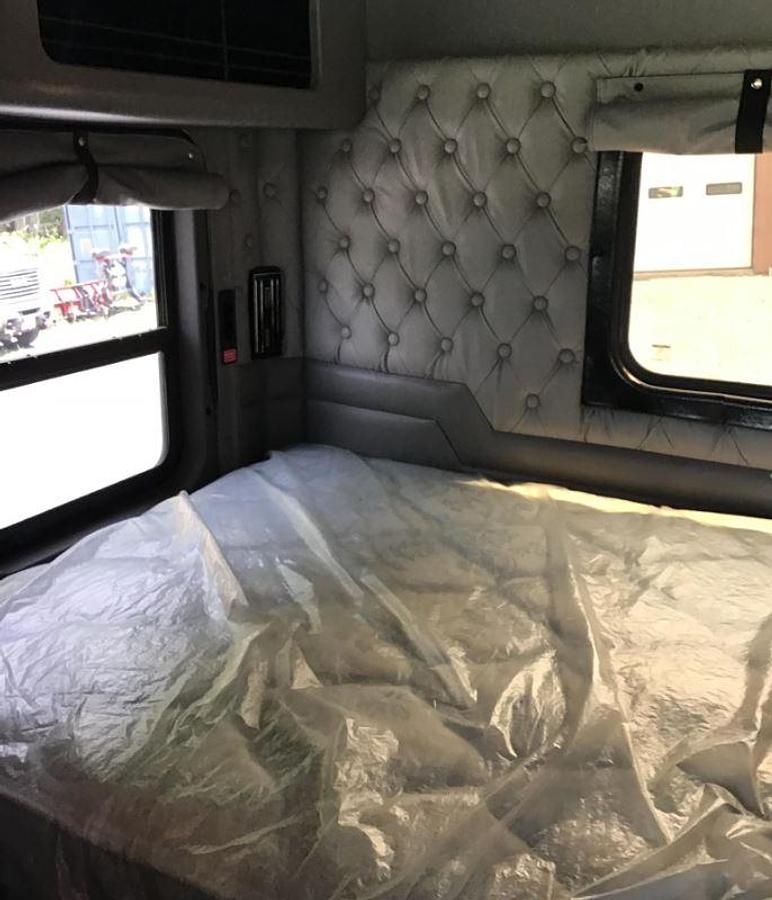 Used 2020 KENWORTH W900L