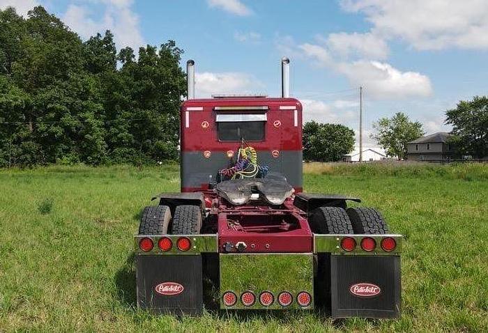 Used 2023 Peterbilt 389