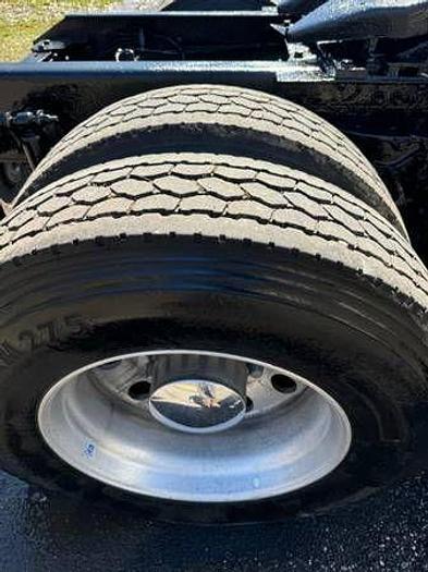 Used 2005 KENWORTH W900L