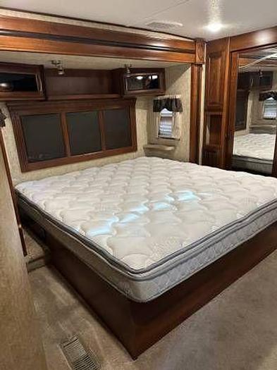 Used 2017 Prime Time Sanibel 3550
