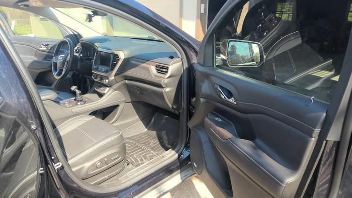 Used 2022 GMC Acadia