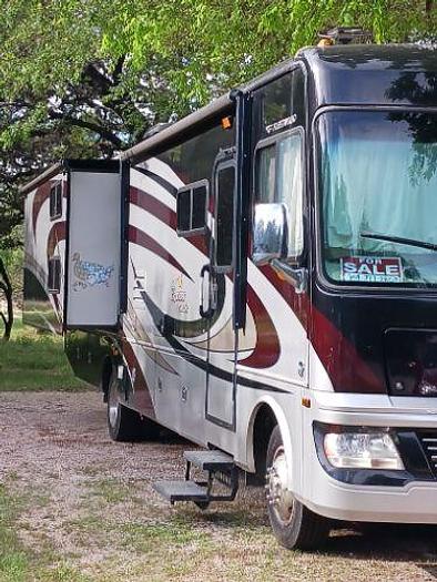 Used 2013 Fleetwood Bounder
