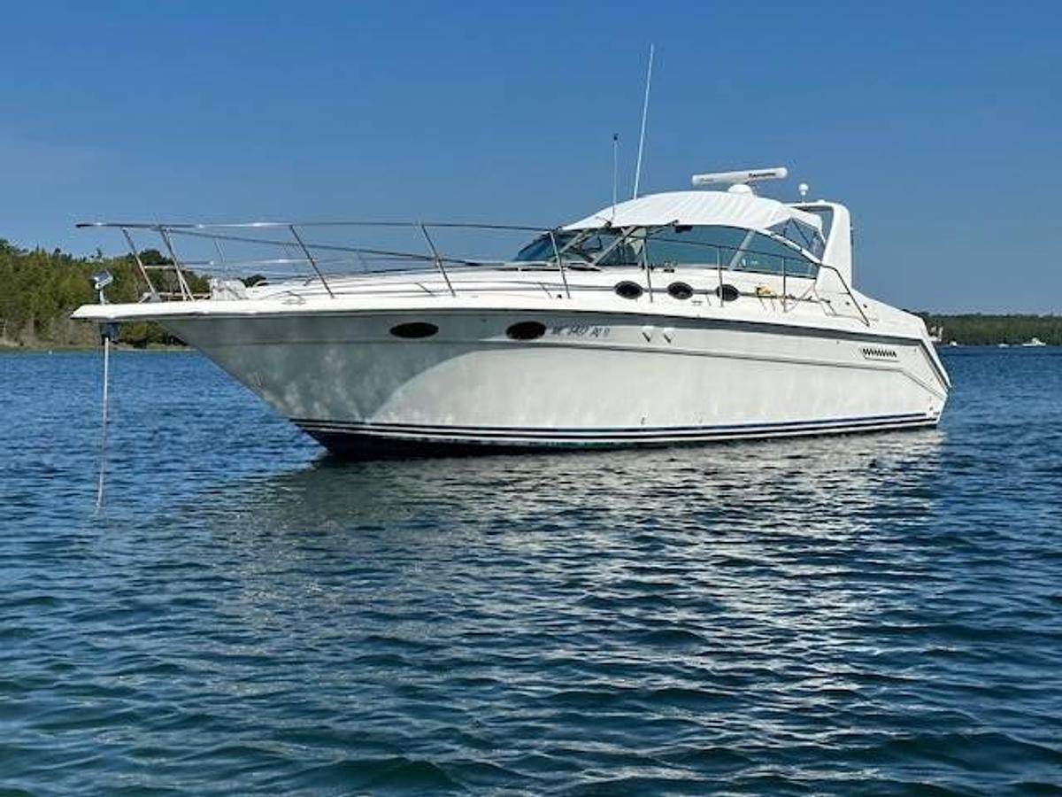Used 1994 Sea Ray 370 Sundancer Powerboat