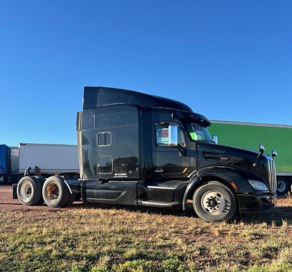 Used 2015 Peterbilt 579