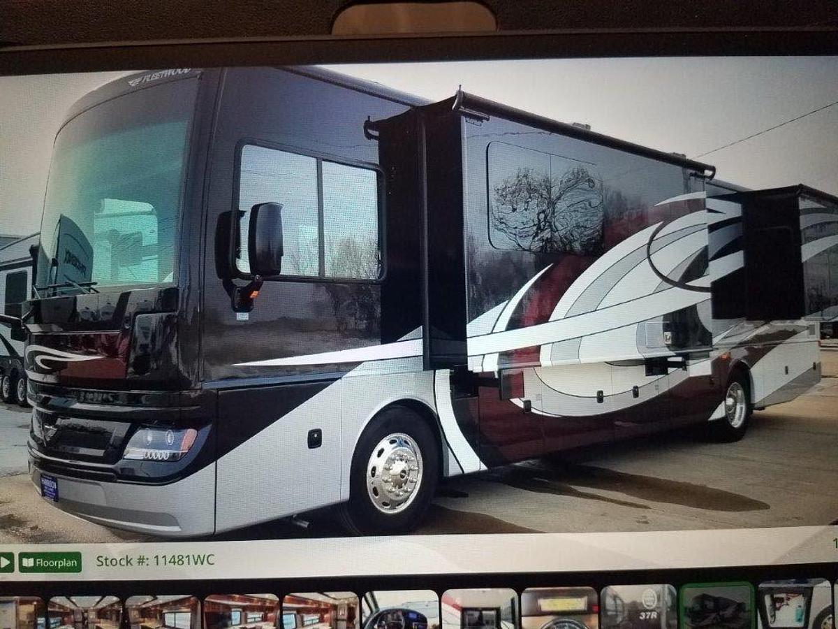 Used 2019 Fleetwood 2019 Fleetwood Pace Arrow LXE 37RClass A Motorhome