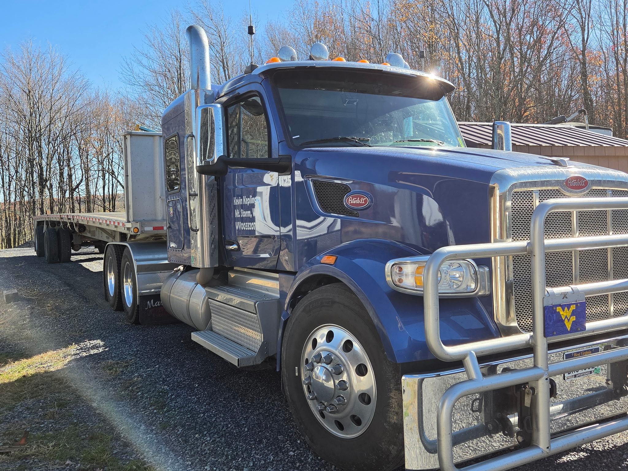 Used 2025 Peterbilt 567