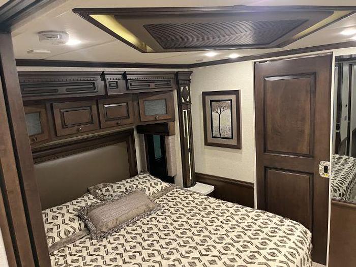 Used 2022 Newmar Dutch Star 4310