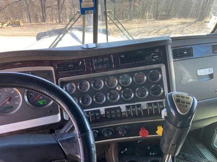 Used 2017 KENWORTH W900L