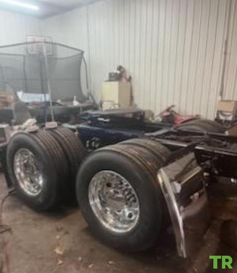 Used 2000 Kenworth K100