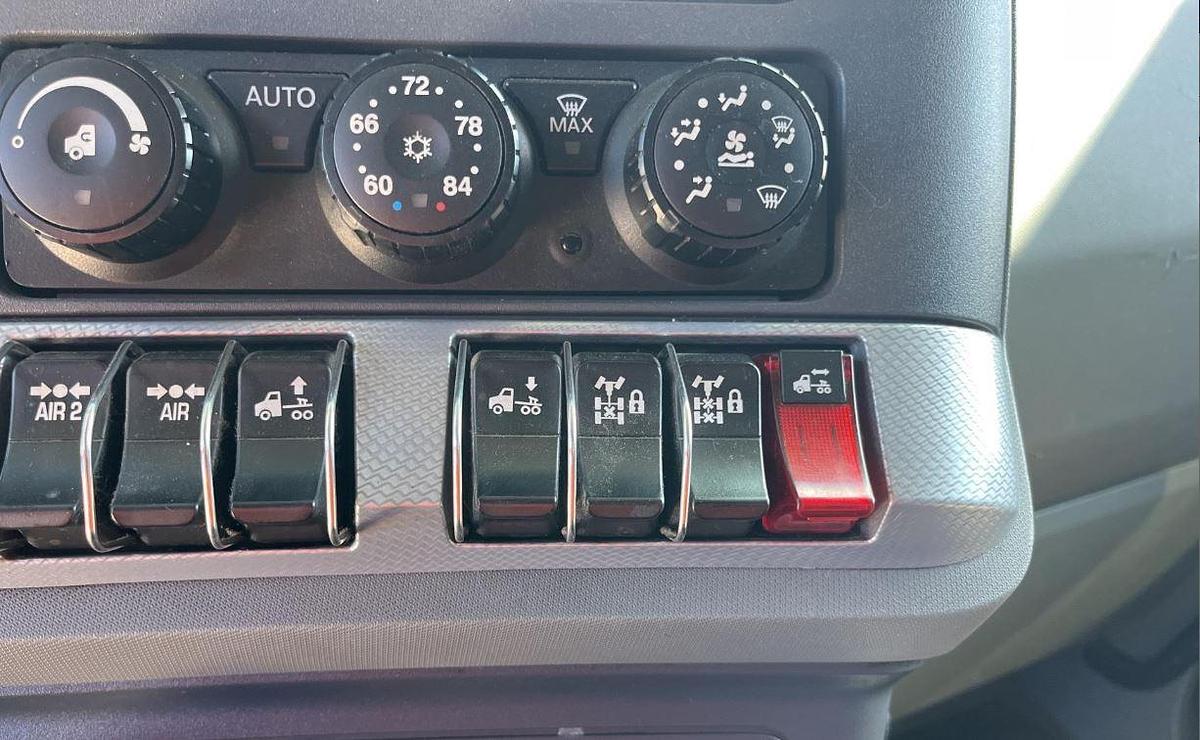 Used 2020 Kenworth T880