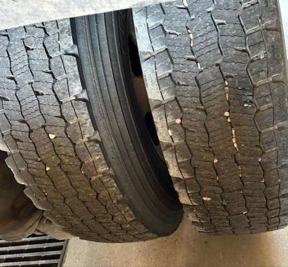 Used 2014 KENWORTH T880