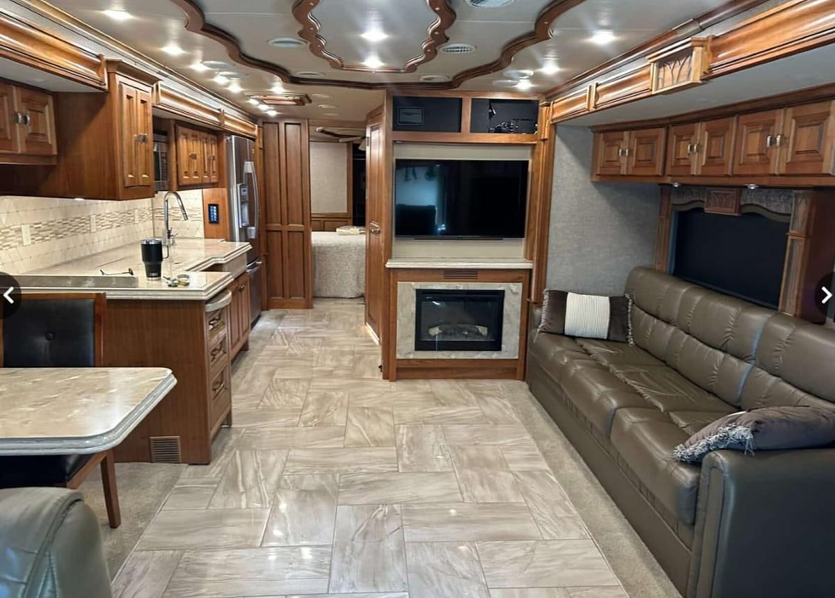 Used 2017 Tiffin Allegro Bus 40AP Class A Motorhome