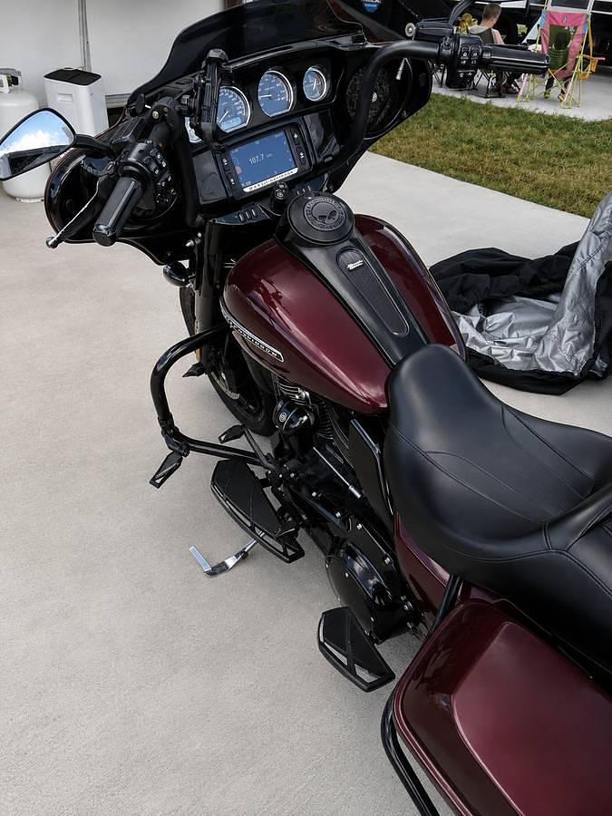 Used 2018 Harley-Davidson Street Glide Special Touring Motorcycle