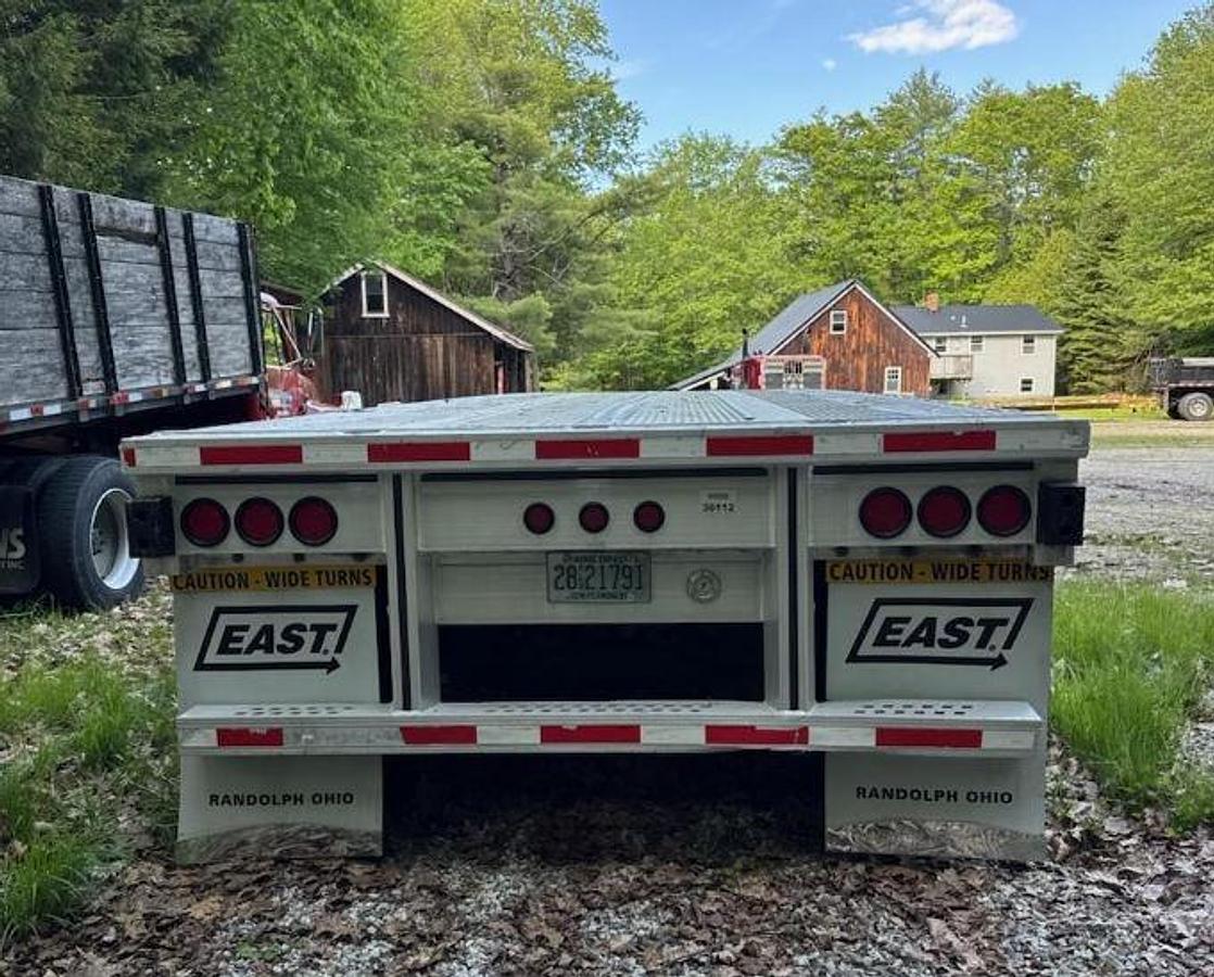Used 2006 East 48' Aluminum Flatbed Trailer