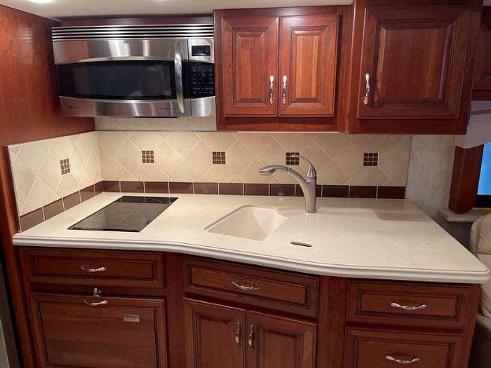 Used 2011 American Coach American Tradition 42M