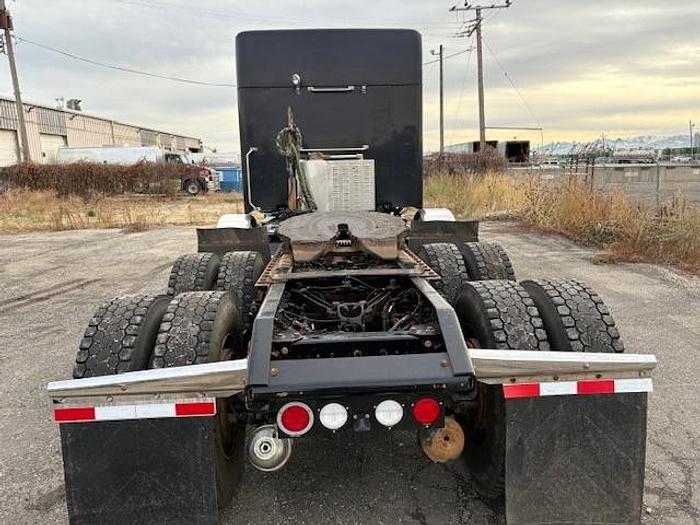 Used 2021 Kenworth T880 Sleeper Semi Truck