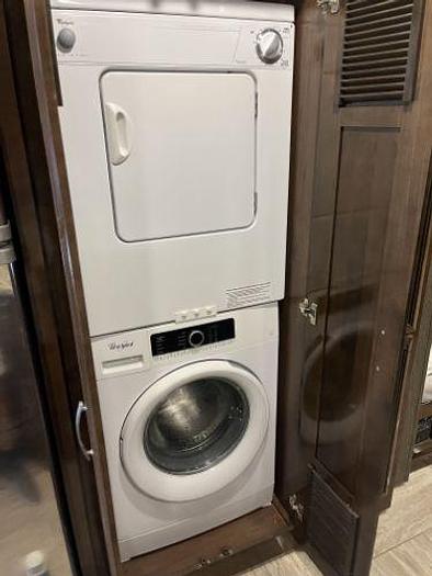 Used 2019 Thor Motor Coach Aria 4000