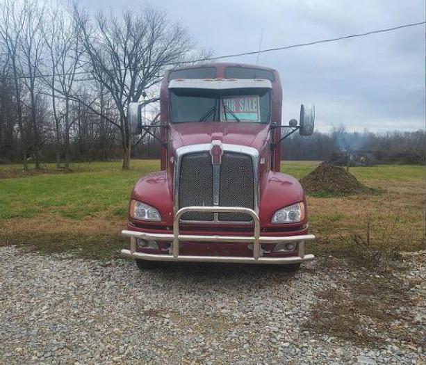 Used 2009 KENWORTH T660