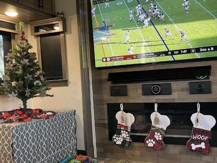 Used 2021 RiverStone Legacy 39RKFB