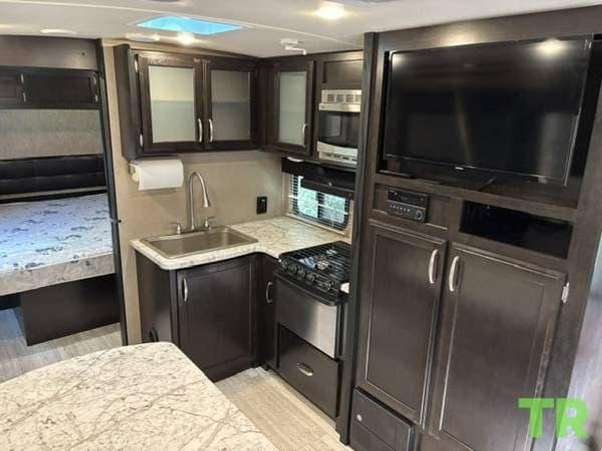 Used 2016 Grand Design Imagine 2150RB Travel Trailer