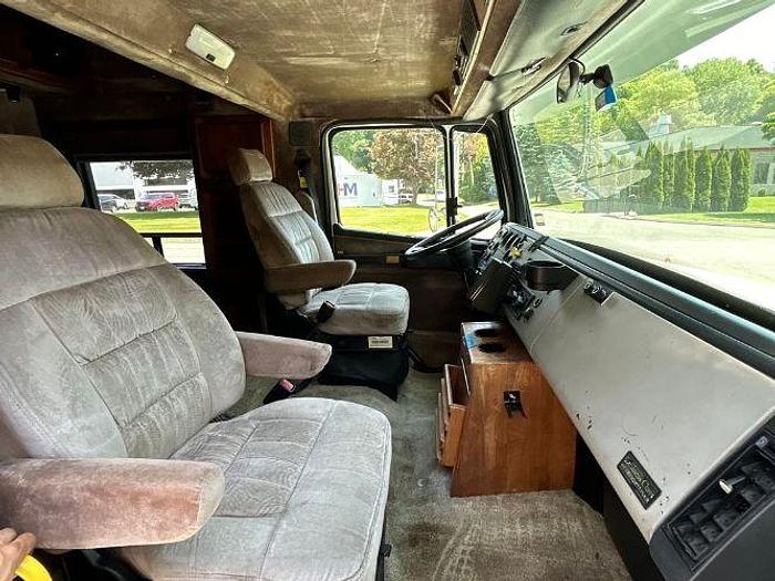 Used 2000 Freightliner FL60 Carbriolet Sportliner W 4 Car Trailer